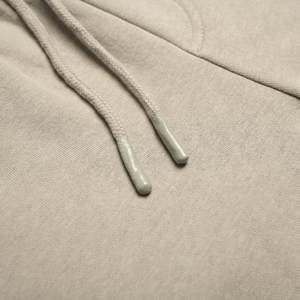 กางเกงขาสั้นลำลองผู้ชาย ดีไซน์ใหม่ ผ้าฝ้าย 100% สวมใส่สบาย ทนทาน เอวกลาง ลายเรียบ แห้งเร็ว ระบายอากาศดี บริการ OEM - Product Image 3