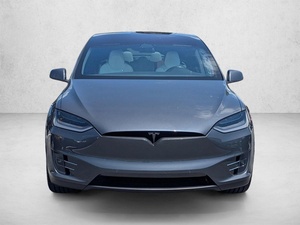 OFFRE SPÉCIALE! Véhicule d'occasion aux enchères chez le concessionnaire - Modèle X P100D berline AWD 2019 - Product Image 2