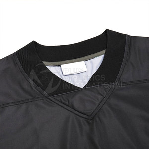Camiseta de fútbol personalizada para jóvenes con tela duradera y camiseta de fútbol de malla de alta calidad para hombres - Product Image 4