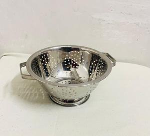 Prix de gros d'usine forme ronde passoire en acier inoxydable passoire alimentaire passoire à légumes passoire bol avec poignées - Product Image 4