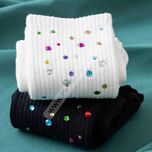Chaussettes de sport en strass de haute qualité personnalisées, respirantes, légères, en laine/coton, tricotées décontractées pour un usage quotidien en hiver - Product Image 2