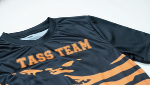 Uniformes de Fútbol Personalizados de Alta Calidad con Logotipo, 100% Poliéster Reflectante, Ligeros, de Secado Rápido y Transpirables, Cuello en V, Diseño Moderno para Hombre - Product Image 5