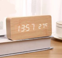 Horloges de table intelligentes Coque en bois Design moderne Horloge de table numérique légère et petite pour la maison