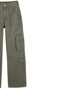 กางเกงคาร์โก้ผ้าฝ้าย 100% สีเขียวมะกอกเข้ม น้ำหนักเบา ทรงตรง มีกระเป๋าหลายช่อง สไตล์ลำลอง ทนทาน เหมาะสำหรับใส่ทำงานหรือใส่เที่ยว - Product Image 3