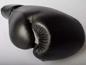 MMA & Kickboxing Gym Gants d'entraînement confortable en cuir souple Prix raisonnable Personnaliser Gant de boxe en cuir - Product Image 3