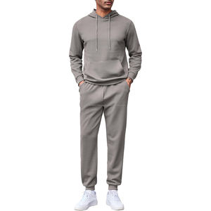 Conjunto Deportivo Personalizado de Tela Interlock de 420 g/m², Sudadera con Capucha Ajustada para Hombre, Pantalones Deportivos, Color Verde Caqui, Logotipo Bordado, Estilo Premium - Product Image 5