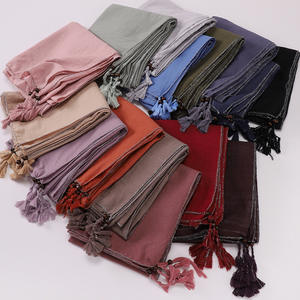 Hijabs islamiques brillants couleurs unies fil flammé gland femmes Kashka écharpe nouveau prêt à s'adapter Hijab pour femmes d'âge <span class=keywords><strong>moyen</strong></span> - Product Image 2