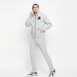 Conjunto Deportivo Personalizado de Alta Calidad con Logotipo, Pantalones Deportivos Anchos y Sudadera con Capucha para Hombre, Poliéster/Nailon, Secado Rápido y Transpirable - Product Image 3