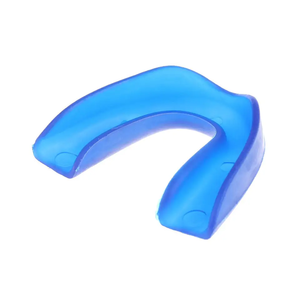 Protector bucal de silicona para adultos, protector bucal para deportes de boxeo y fútbol, Material de goma duradero - Product Image 5