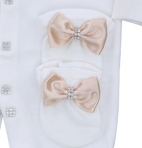 3 piezas de tela de algodón de punto al por mayor personalizado moderno de lujo de alta calidad Beige manga larga bebé niños primavera mameluco conjunto - Product Image 3