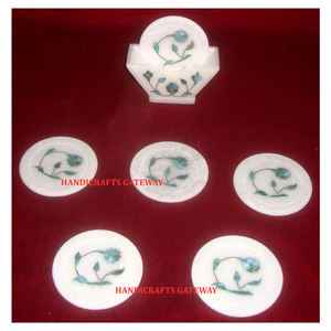 El mejor producto indio hecho a mano, juego de posavasos de té con incrustaciones de mármol blanco puro con trabajo de arte Floral para el hogar y el artículo decorativo del Hotel - Product Image 1