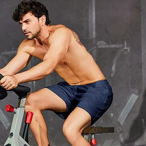 Venta en línea Último diseño Pantalones cortos para hombres Venta al por mayor Pantalones cortos de entrenamiento para hombres de estilo único 2025 Pantalones cortos ligeros para hombres - Product Image 2