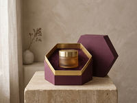 Boîte rigide hexagonale de luxe en papier artistique violet avec intérieur doré en relief pour emballages cadeaux de Noël pour les soins de la peau et les cosmétiques
