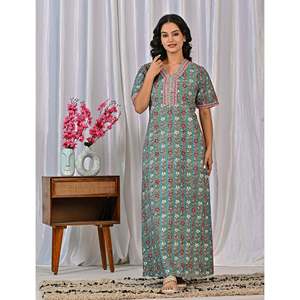 Robe de nuit décontractée en coton imprimé à la main, motif floral, boutonnée, tissée douce, idéale pour l'été, les brunches et les demoiselles d'honneur - Product Image 4