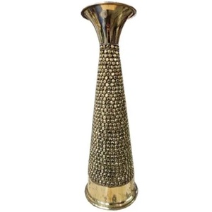 Inicio Hotel Salas de estar Esquinas Decoración Recipiente Jarrones estándar de metal Recién llegado Mirando Decoración de la habitación Recipiente de metal - Product Image 1