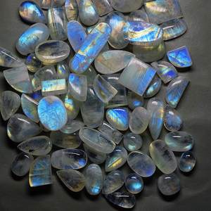 Fuego azul de calidad superior Arco Iris Natural Piedra lunar Rebanadas en bruto Piedras preciosas Precio al por mayor Venta Cabujones en bruto sin cortar Piedra lunar OEM - Product Image 3
