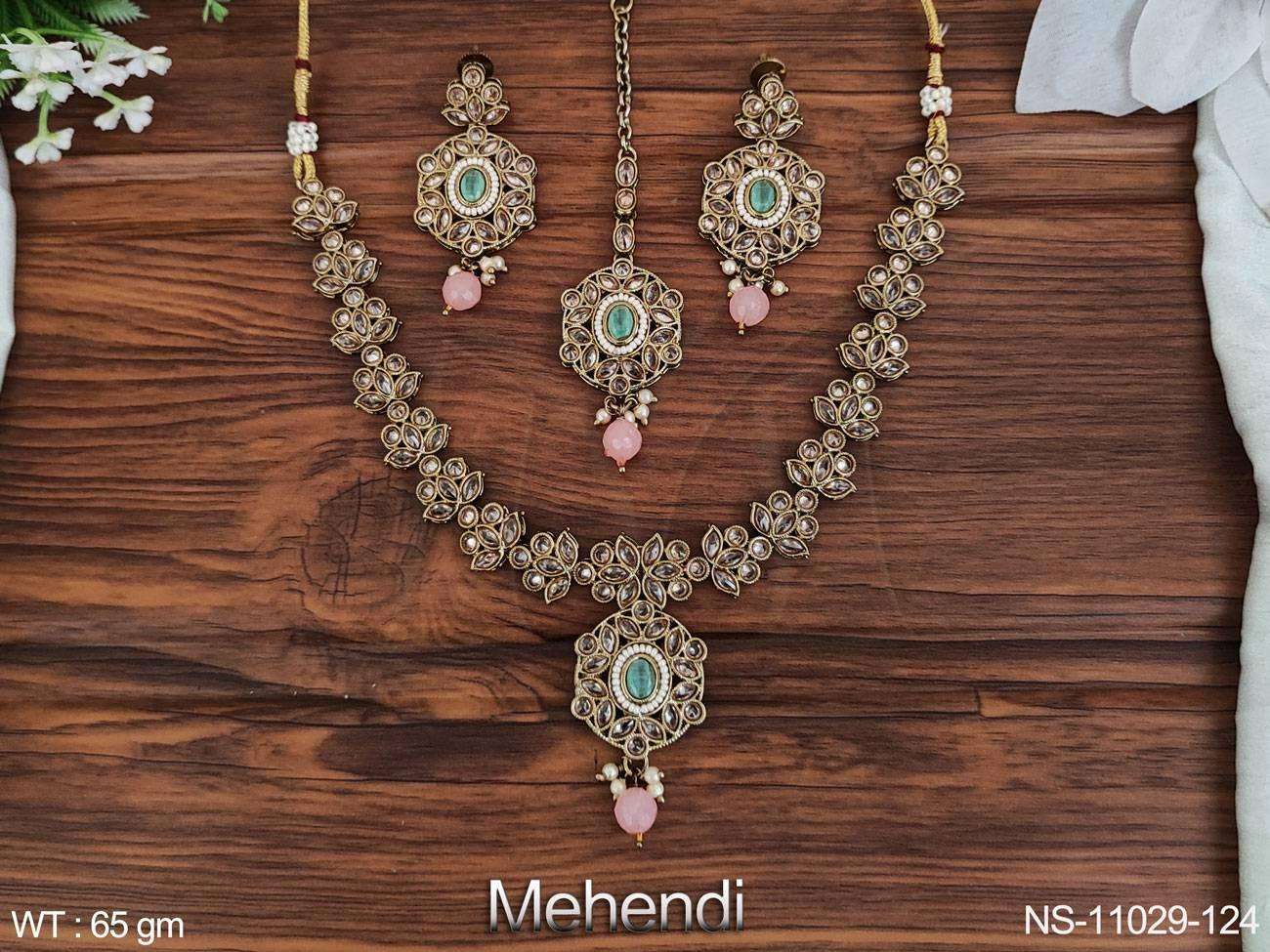 มิ้นท์สีเขียวสีชมพู