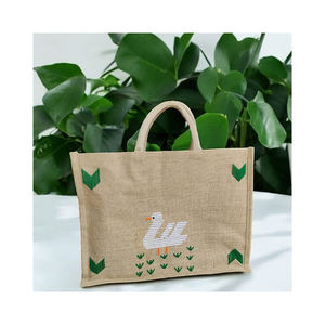 Nouvel arrivage de sac de jute de grande capacité tissu brodé fermeture éclair souple couverture de maquillage à la mode directement exportée inde - Product Image 4