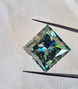 38,25 CTS Blue Princess Cut Moissanite Diamond Joyería personalizada Otro colgante de diamantes - Product Image 5