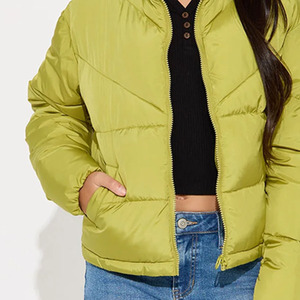 Chaqueta acolchada para niñas, cuello alto, cierre de cremallera y bolsillo, tela de poliéster, logotipo personalizado ajustable y transpirable con mangas completas - Product Image 6