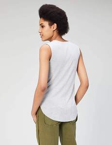 Vente en gros T-shirt court pour femmes débardeur sans couture Streetwear débardeur décontracté en tricot côtelé extensible Stock fabriqué au Pakistan - Product Image 6
