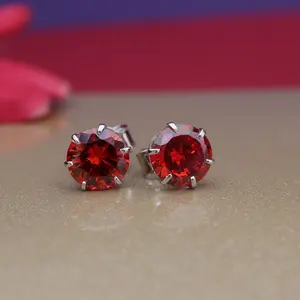 Pendientes de Botón de Moda para Mujer con Gemas de Rubí Rojo Plateado - Joyería Elegante con Piedras Preciosas - Product Image 4