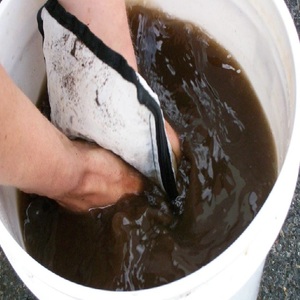 Bouteille de 1L de thé de compost, un extrait liquide de compost utilisé comme engrais foliaire ou pour l'irrigation du sol. - Product Image 2