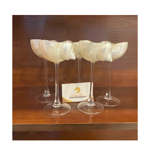 Seashell Cup fabriqué à partir de verre idéal pour les jus de smoothies et les boissons froides avec un design élégant du Vietnam - Product Image 2