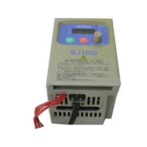 Hitachi SJ100-004NFE инвертор для использования в промышленной автоматизации/ЧПУ и различных отраслевых функциях - Product Image 3
