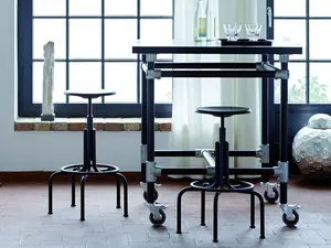 Taburete de hierro duradero y resistente con pies antideslizantes para proteger los suelos de un proveedor indio para exportación a granel - Product Image 6