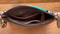 Nouveau élégant occidental aztèque repoussé en cuir bracelet pochette Vintage marron outillage sacs à main Unique aztèque matelassé en cuir bracelet sac
