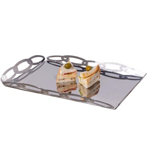 Plateau à chocolat argenté de qualité de luxe Plateau de service à chocolat décoratif de table moderne pour les mariages et les occasions spéciales en vente - Product Image 5