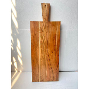Tabla de cortar de madera de acacia ecológica al por mayor con asa para la cocina plato de corte y servicio de madera maciza precio de fábrica - Product Image 1