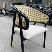 Chaise de salle à manger moderne en rotin tressé pour l'extérieur, le patio, le jardin, le salon et l'entrée
