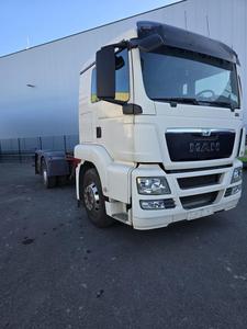 Camion tracteur MAN 26.440 6X2 Diesel Euro 6 Transmission manuelle Capacité de charge 31-40T Direction à gauche Neuf - Product Image 4