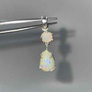 Colgante Hecho a Mano de Acero Inoxidable con Diseño Vintage Liso, Gema de Ópalo Etíope Natural, Diamante Multifuego y Moissanita para Niños - Product Image 2