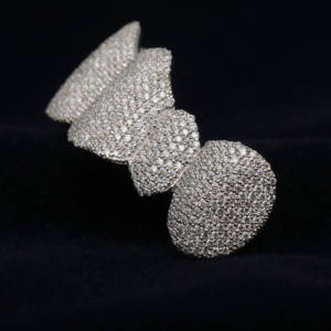 Bijoux dentaires brillants et brillants à 16 dents Cadeau pour hommes et femmes en moissanite diamant plaqué or couleur personnalisée - Product Image 3