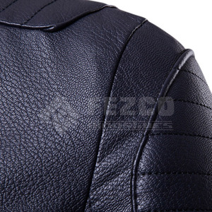 Chaqueta de invierno clásica de cuero ajustada para hombre con cuello levantado para clima frío con colocación frontal del logotipo - Product Image 4