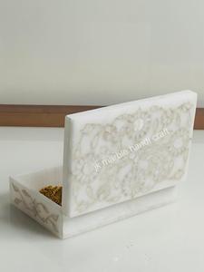 Joyero con incrustaciones blancas Caja de mármol indio hecha a mano Hermoso diseño joyero tamaño 10x15cm - Product Image 3