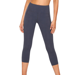 best sale womens <b>Capri</b> <b>leggings</b> for gym fitness custom Polyester spandex material with OEM service - Product Image 1