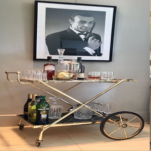 Carrito de barra dorado y transparente moderno, diseño redondo de dos niveles, compacto y elegante. Ideal para espacios pequeños. Disponible a precio mayorista - Product Image 4