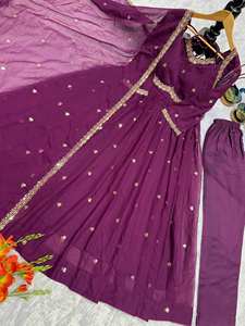 Traje Anarkali Étnico Tradicional con Dupatta - Product Image 3