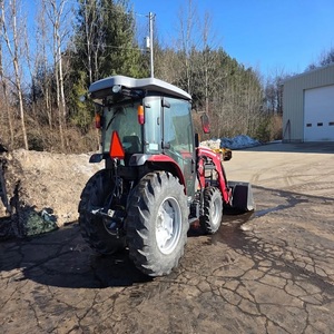 Tractor compacto Massey Ferguson 1835M, diseño de ingeniería de calidad superior con fácil operación y entrega rápida - Product Image 3
