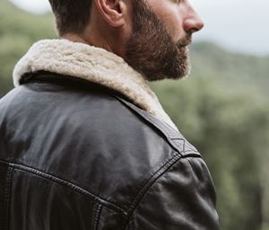 แจ็คเก็ตหนังผู้ชายดีไซน์ยอดนิยม คุณภาพสูง 100% คอตั้ง กันน้ำ แขนยาว ปรับแต่งได้ ราคาสมเหตุสมผล - Product Image 6