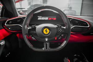 2023 296 GTB 818 ch V6 biturbo hybride, freins en carbone céramique - Product Image 4