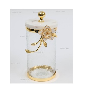 Pot à bonbons en verre au design moderne avec couvercle en marbre, qualité supérieure, forme ronde, boîte de service pour dattes et desserts, en vente - Product Image 6