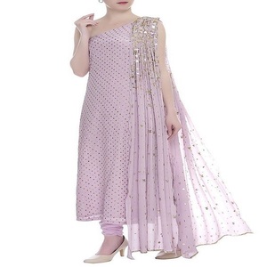 Sari de mariée de créateur, robes indiennes, sari de soirée, choli, vêtements traditionnels indiens, vêtements Kanya richement brodés, tenues de fantaisie - Product Image 2