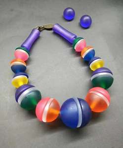 Recién lanzado Multi formas tonos resina cuentas mujeres collar declaración grueso cuentas collares joyería de moda - Product Image 1