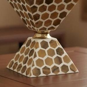 Luxury Geometric Incense Burner Modern <b>Honeycomb</b> Mop Inlay Bakhoor Oud Burner Home <b>Decor</b> For Ramadan & Middle East Gulf Home Use - Product Image 4