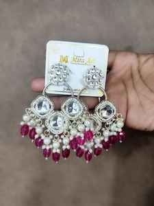 Boucles d'oreilles traditionnelles pour vêtements traditionnels - Product Image 3